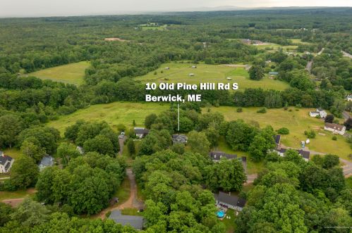 10 Old Pine Hill Rd, Berwick, ME 03901-2718