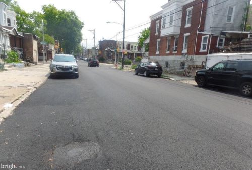 139 61st St, Philadelphia, PA 19139-3043