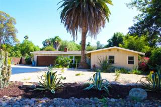 1417 Foothill Dr, Vista CA  92084-4712 exterior