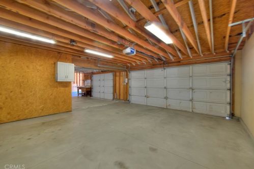 8582 Running Gait Ln, Riverside CA  92509-5106 exterior