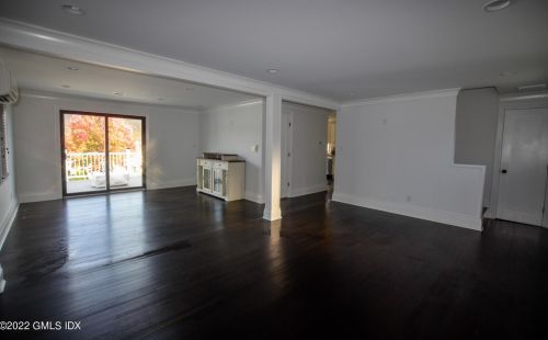 23 Nicholas Ave, Greenwich CT  06831-4923 exterior