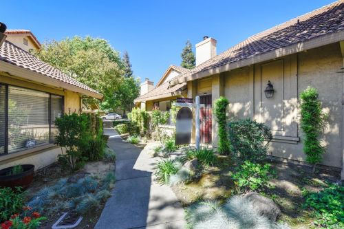 58 Del Prado Cir, Fairfield, CA 94533-1867