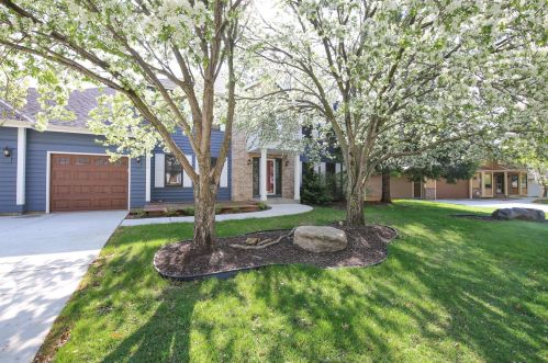 13438 Granada Ave, Saint Paul MN  55124-7618 exterior