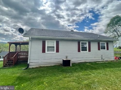 412 5th St, Richmond National Battlefiel, VA 22835-1424