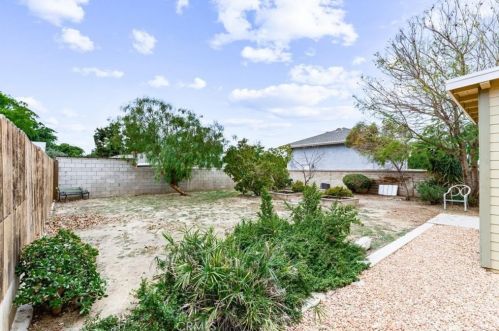 3580 Harding St, Riverside CA  92506-2636 exterior