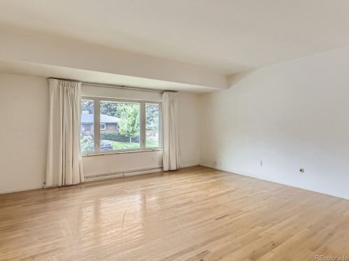 7861 Hampden Cir, Denver, CO 80237-1403