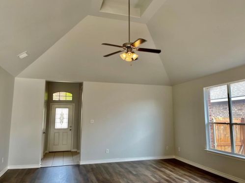 2069 Meadow Park Dr, Princeton TX 75407-2662 exterior