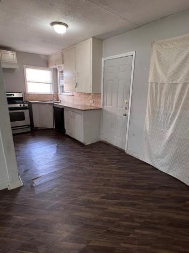 3767 Townsend Dr, Fort Worth TX  76115-4127 exterior