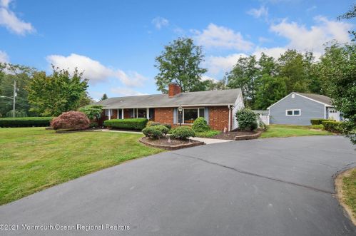 278 Edgebrook Rd, Trenton NJ 08691-3732 exterior