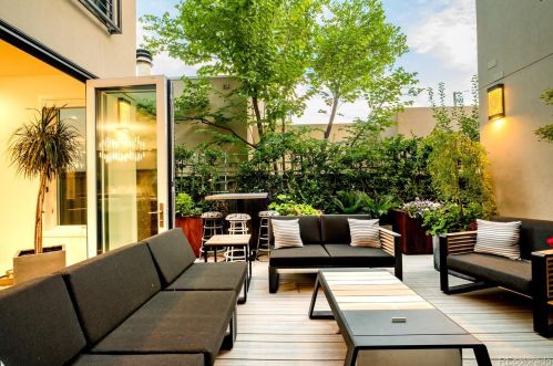 525 Columbine St, Denver CO  80206-4226 exterior