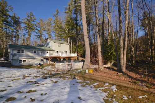 111 Amherst St, Amherst, NH 03031-3034