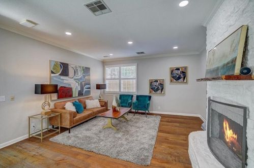 3112 Barton Pt Dr, Austin TX  78733-6345 exterior