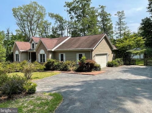 67 Toboggan Hill Trl, Hedgesville, WV 25427-5367
