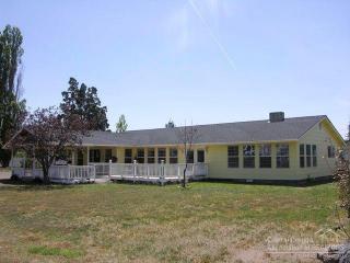 2220 Xero Ln, Eagle Crest, OR 97756-9691
