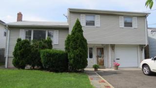 16 Country Club Ln, Elizabeth, NJ 07208-2607
