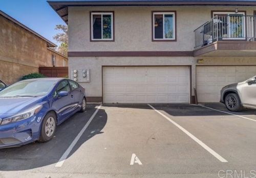 1672 Summertime Dr, El Cajon, CA 92021-1068