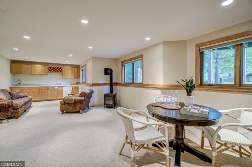 9137 Edinburgh Ln, Saint Paul MN  55125-9192 exterior
