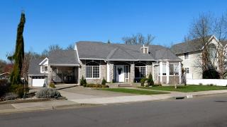 1320 Domenico Dr, Roseburg, OR 97471-1891
