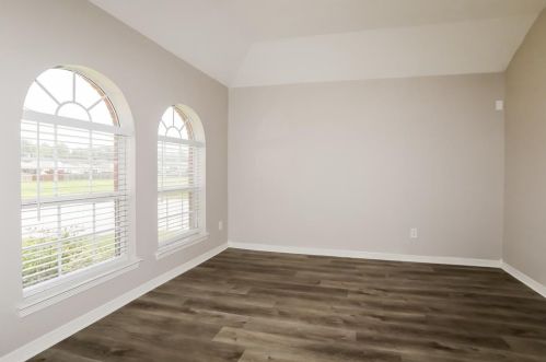 5051 Rifle Rd, Conroe TX  77303-1626 exterior
