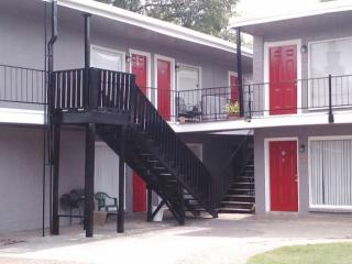 4114 Broadway St, Houston TX  77087-4738 exterior