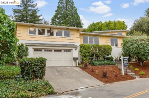 1050 Middlefield Rd, Berkeley, CA 94708-1708