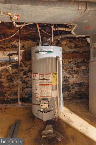 444 Concord St, Lancaster PA  17603-2949 exterior