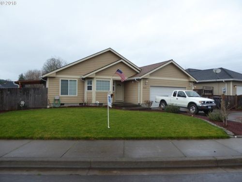 88084 Natalie Ln, Veneta, OR 97487-8754