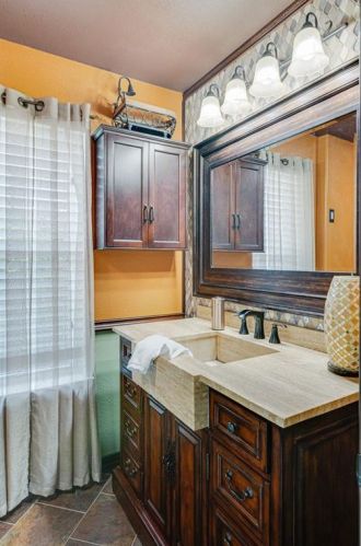 6401 Peggy Dr, Fort Worth TX  76133-4429 exterior