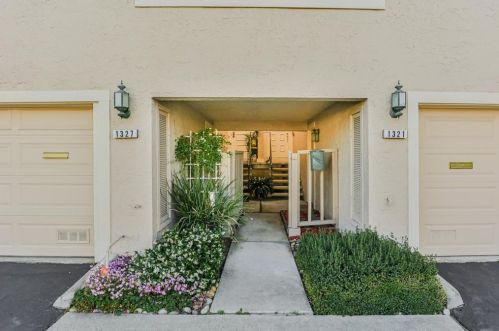 1321 Charmwood Sq, San Jose, CA 95117-3610