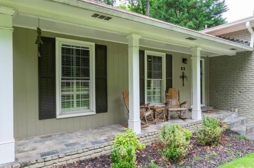 63 Old Farm Rd, Marietta, GA 30068-3432