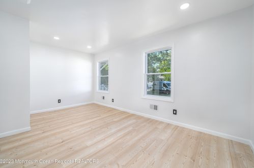 69 Byrnes Ln, Tinton Falls NJ  07724-1507 exterior