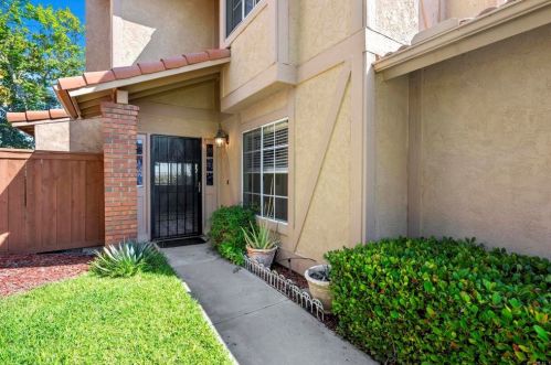 3758 Via Baldona, Oceanside, CA 92056-7218