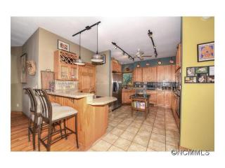 193 Eagle Rdg, Clyde, NC 28721-9730