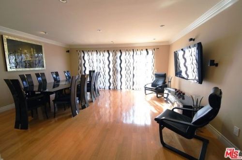 2047 Dublin Dr, Glendale, CA 91206-1006