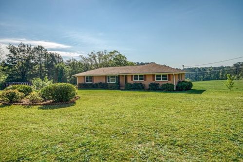 712 Pleasant Hill Rd, Conyers GA  30012-1728 exterior