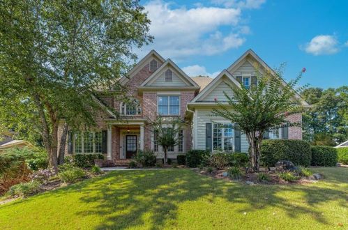 2648 Hidden Falls Dr, Buford, GA 30519-4535