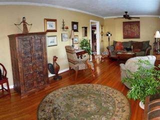 524 Morton Cir, Chattanooga, TN 37415-4328