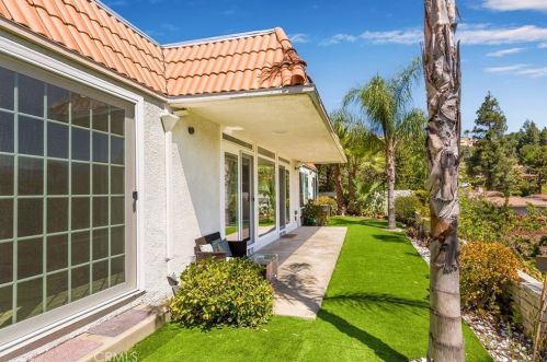 3110 Peters Cir, Glendale CA  91208-1732 exterior