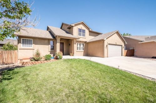 2097 Towhee Ct, Pueblo, CO 81008-2173