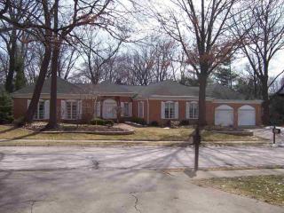 4 Timberwood Ct, Moline, IL 61265-6128