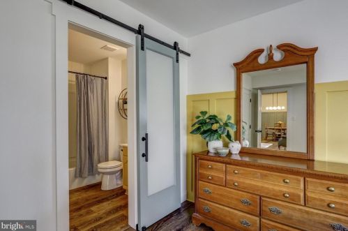 189 Valleybrook Dr, Lancaster PA  17601-4620 exterior