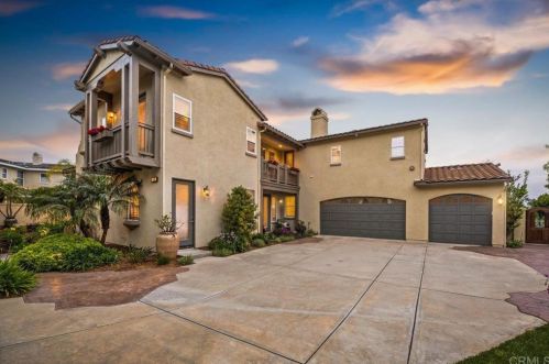 413 Hickoryhill Dr, Encinitas, CA 92024-4065