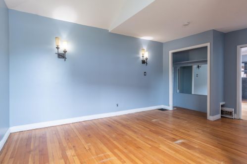 58 Lock St, Nashua, NH 03064-2455