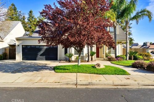 1973 Menlo Ave, Clovis, CA 93611-6144