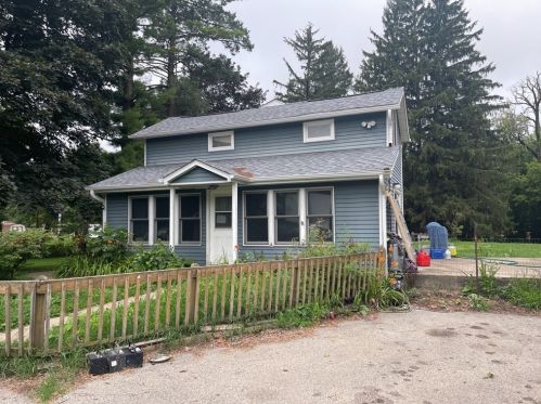 8302 Hillside Rd, Bull Valley, IL 60012-2837