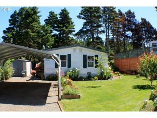 88149 3rd Ave, Florence OR  97439-9158 exterior