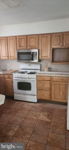 52 Noble Rd, Erial, NJ 08081-1312