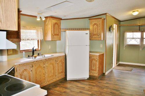 24 Grierson Rd, South Thomaston, ME 04858-3124