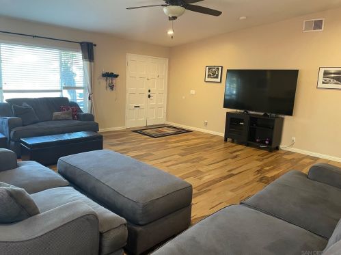 11184 Calle Dario, San Diego, CA 92126-1714