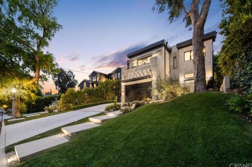 14840 Sutton St, Van Nuys, CA 91403-4145